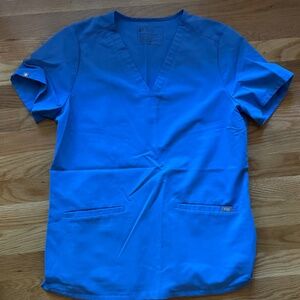 Figs scrubs ceil blue top (medium)